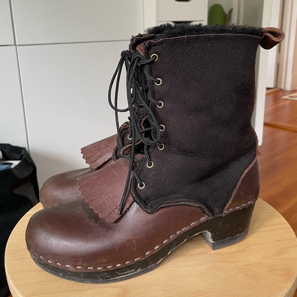 No. 6 Shearling Lined Brown Lace Up Clog Boots Size 40